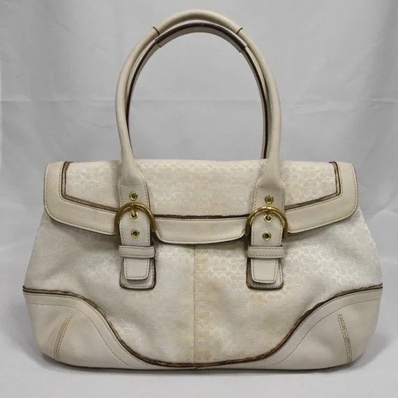 Coach Cream and Pink Shoulder Bag with Gold Fasteners - Picture 2 of 4